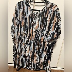 Black and White and beige Ruffled Short Sleeve Blouse